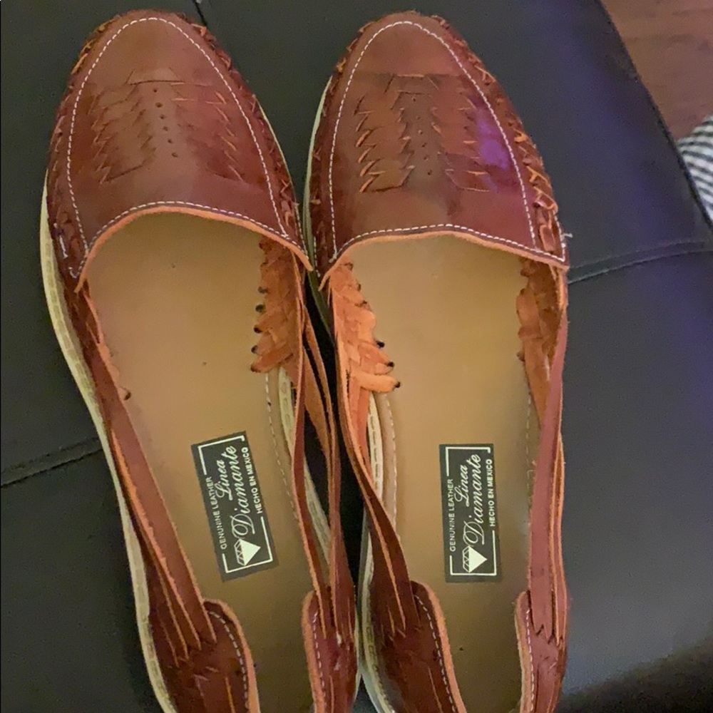 Brown small wedged huaraches! Hand made in Mexico